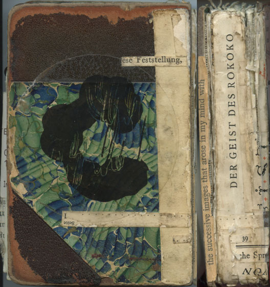 Back of sketchbook 38 and its spine: marbled green paper under a black inked cloud, leather corners, spine strips reading 'Der Geist des Rokoko'